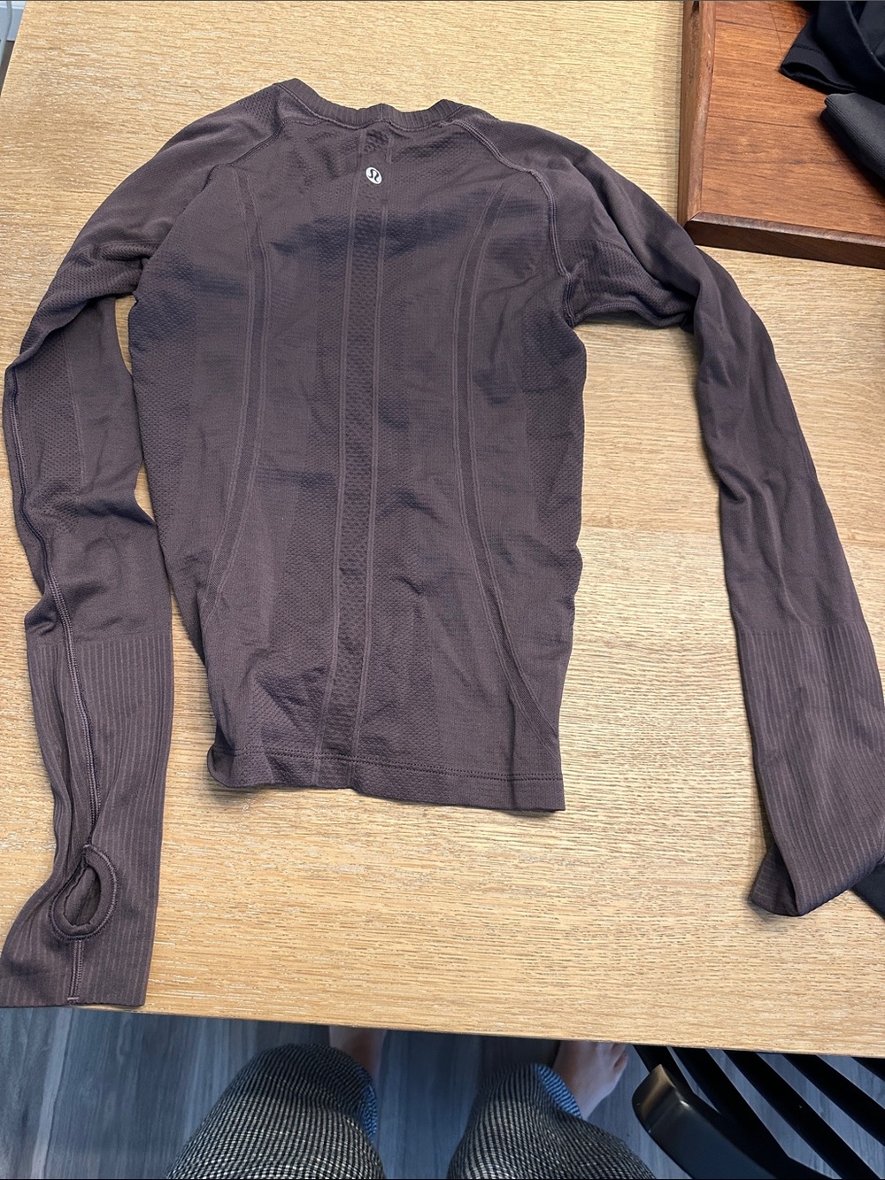 lululemon athletica Men's Crewneck Seamless Sweater in Dark Brown